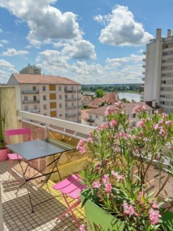 Les Cocons De Stephanie Vue Sur Lac D'Allier Vichy Exterior foto